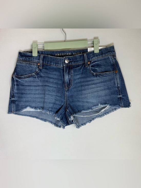 American Eagle Outfitters Pants - American Eagle Super Low-Rise Perfect Shortie • NWT • Women’s size 8